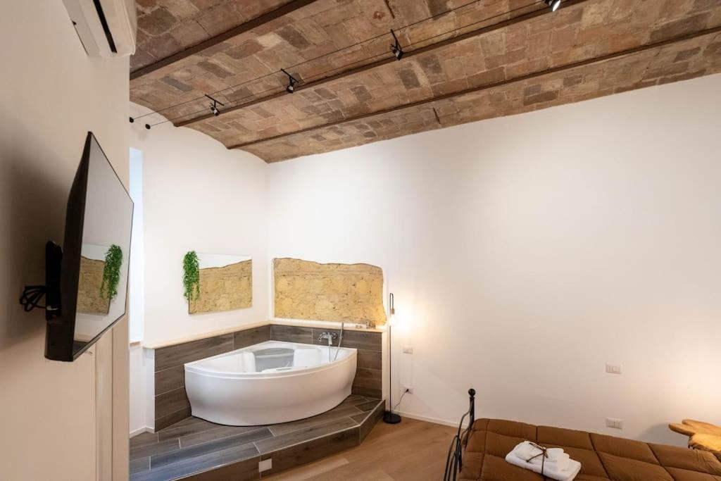 Appartement L'Antica Voltina à Nettuno Extérieur photo